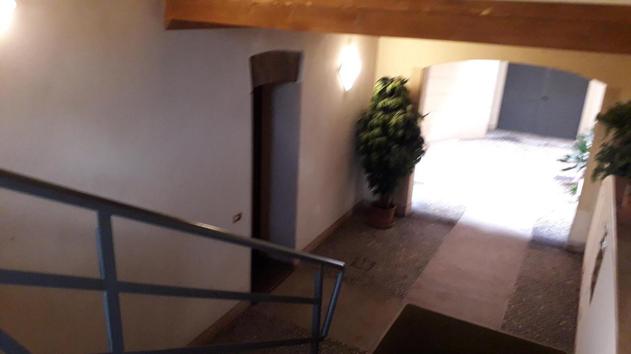My Home Verona Centro Luaran gambar